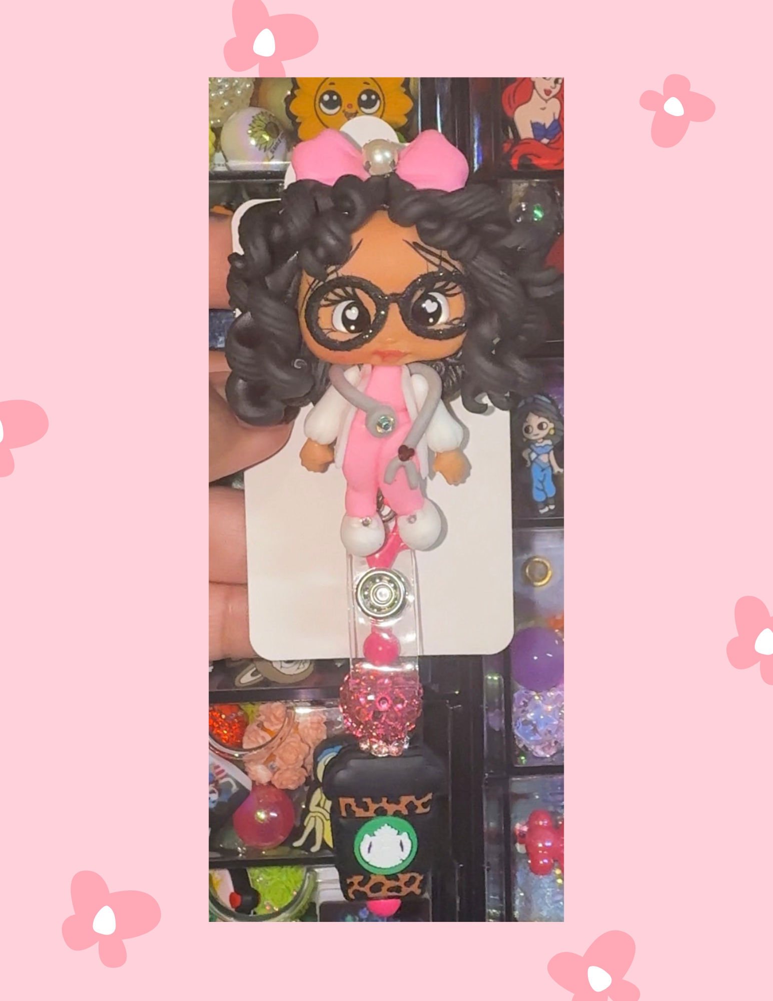 Z- Badge Babe: Curly Queen