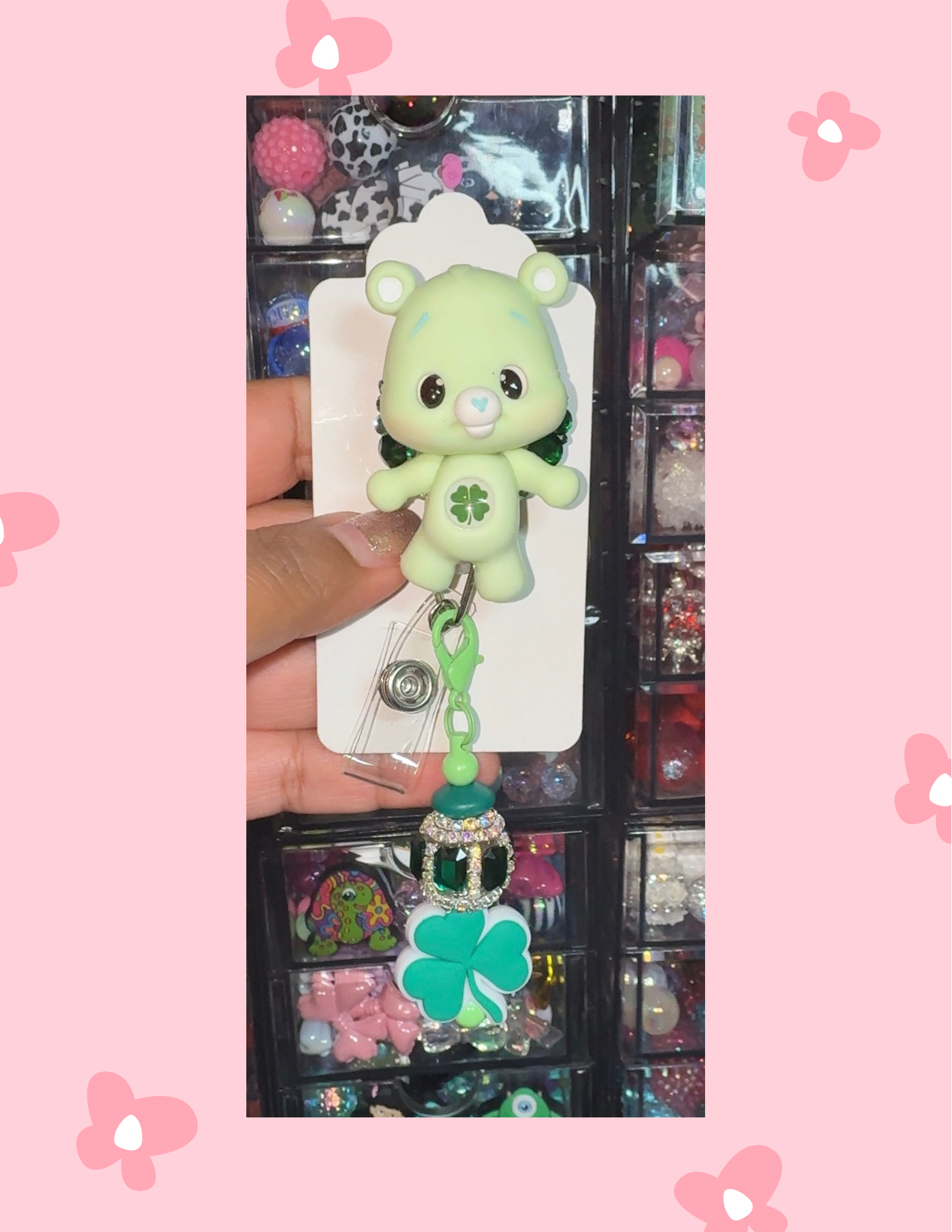 C- Badge Babe: Emerald hugs