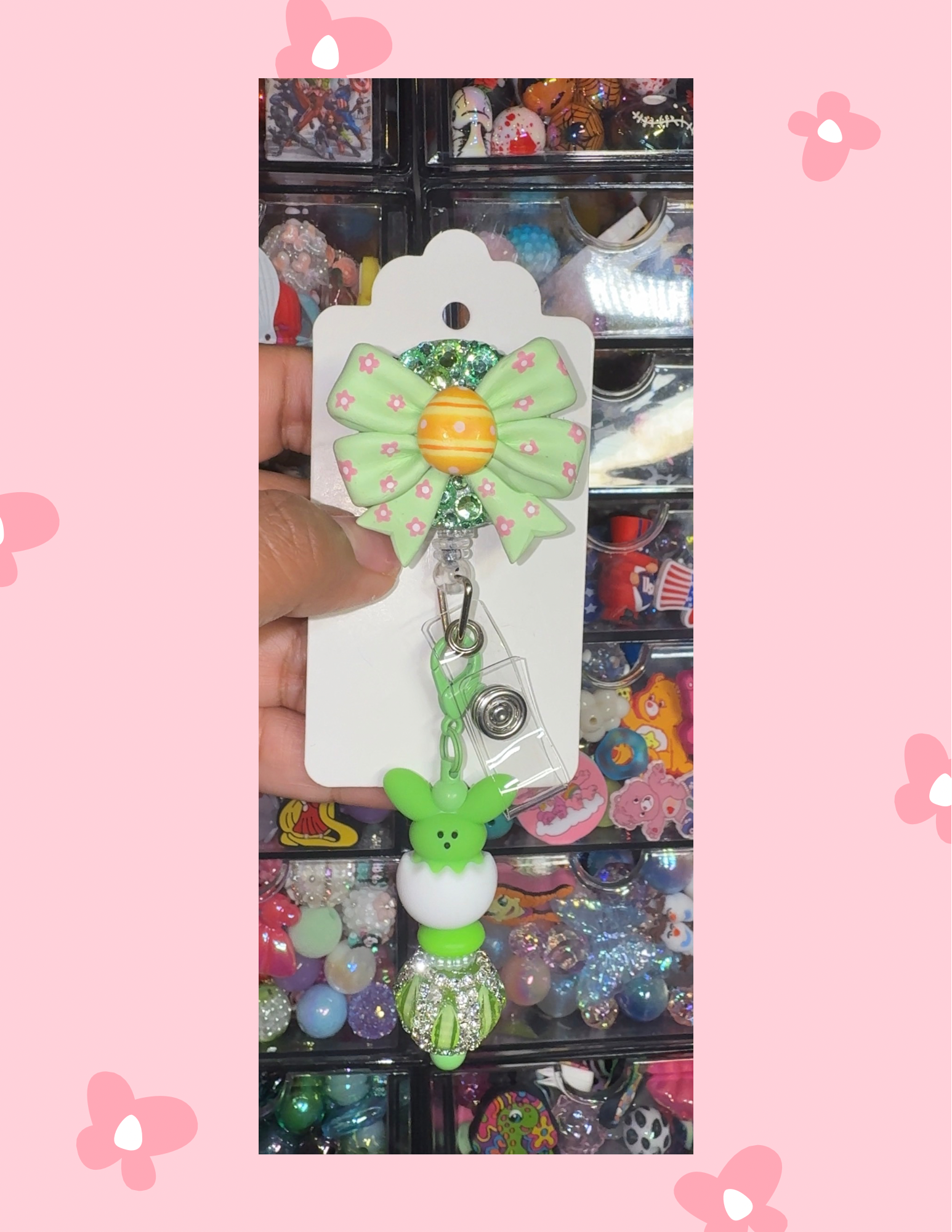 Z- Badge Babe: Minty Egg Bow