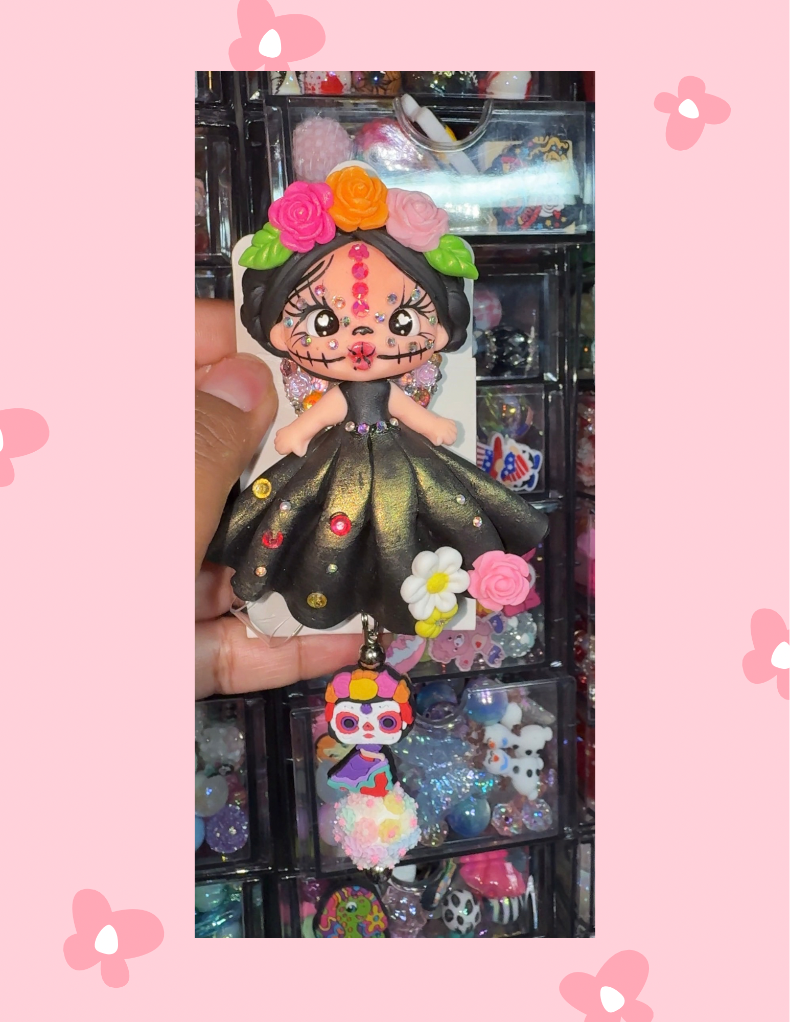 Z- Badge Babe: Candy Skull Mujer