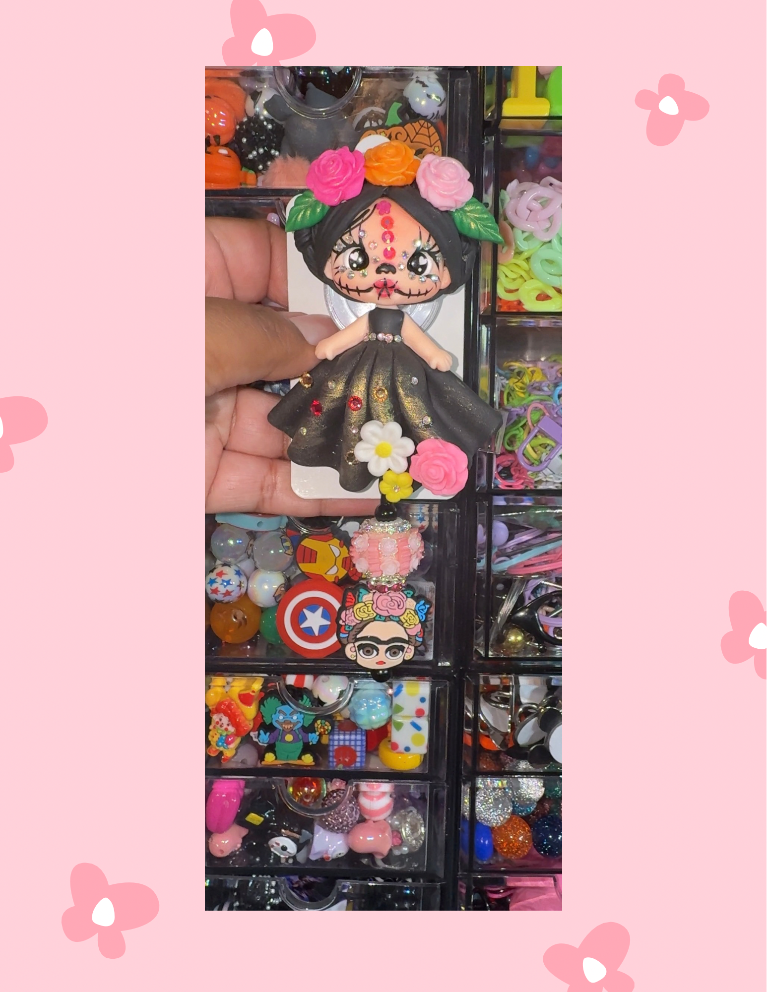 AB-Badge Babe: Rosas y Sueños