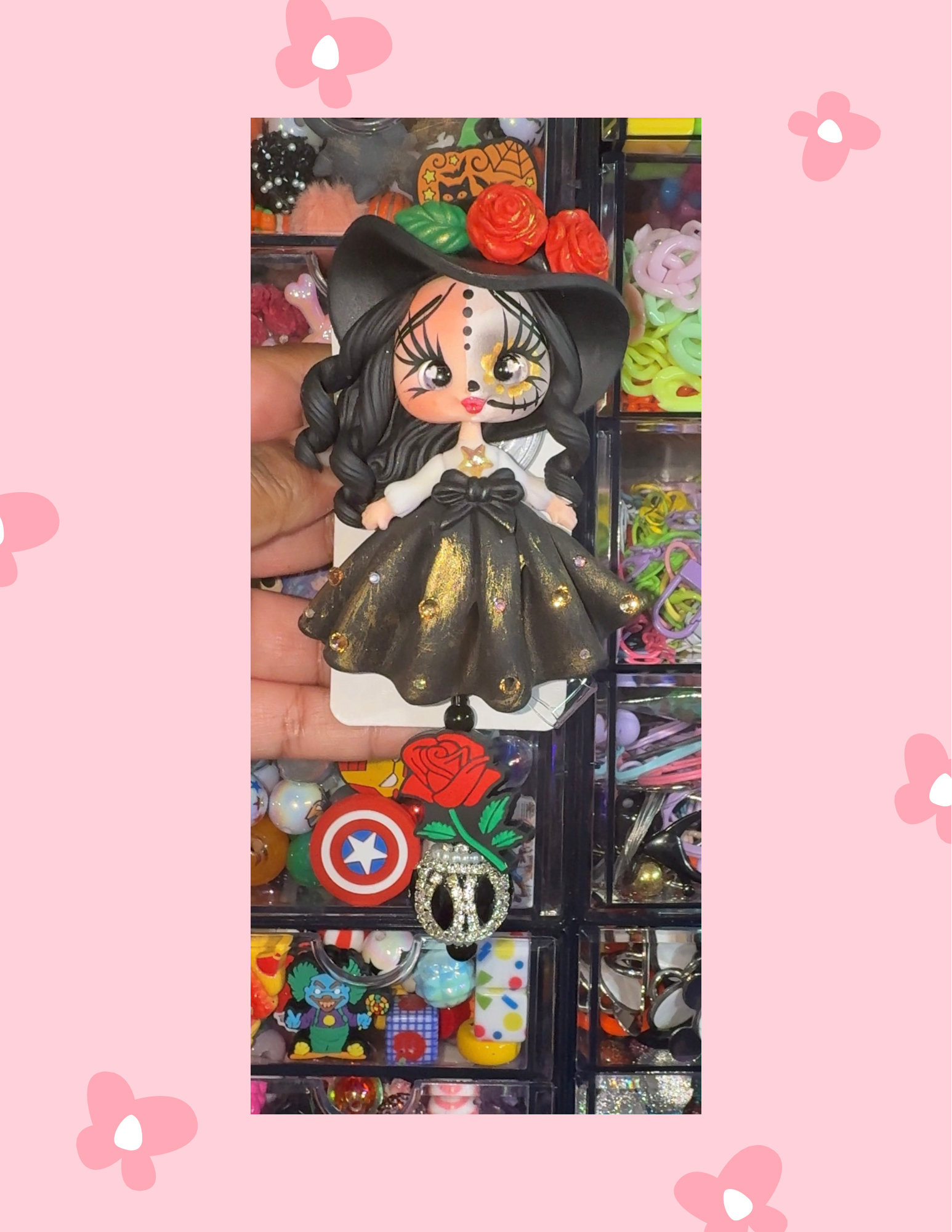 AB-Badge Babe: La Rosa Catrina