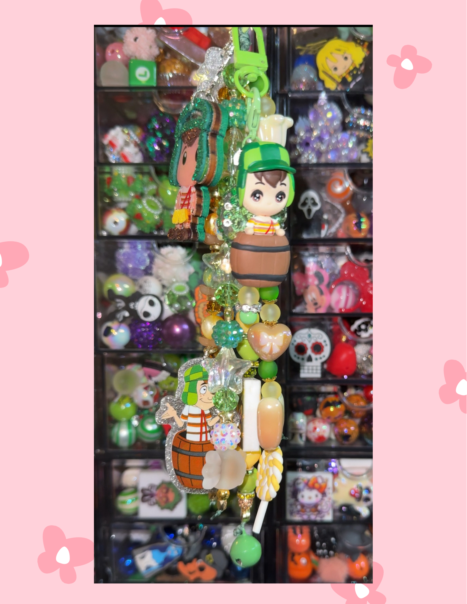 Z: Charm away: Bag charm/keychain