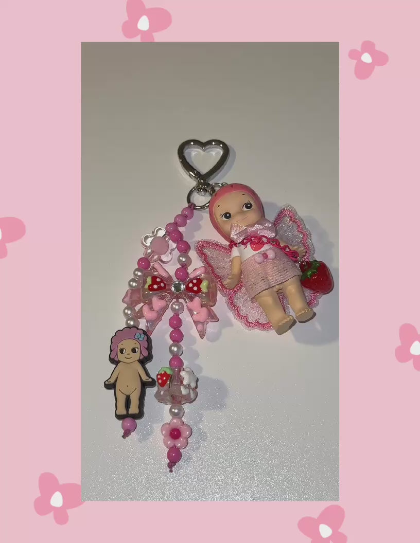 Z- Charm Away: Sonny angel bag charm